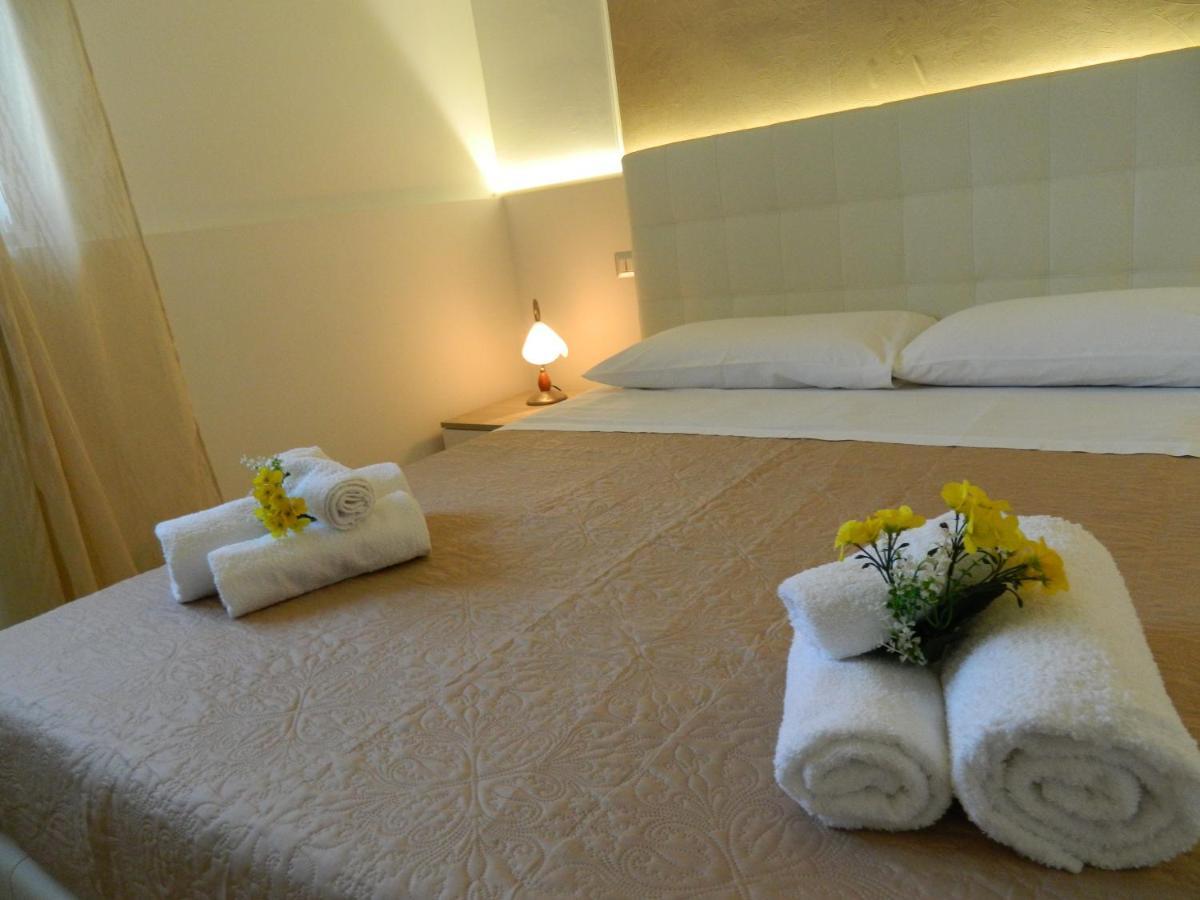A Casa Di Anna - Locazione Turistica - Hotel Matera Exterior photo